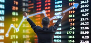 تداول الأسهم في بورصة الكويت بفعالية ونجاح